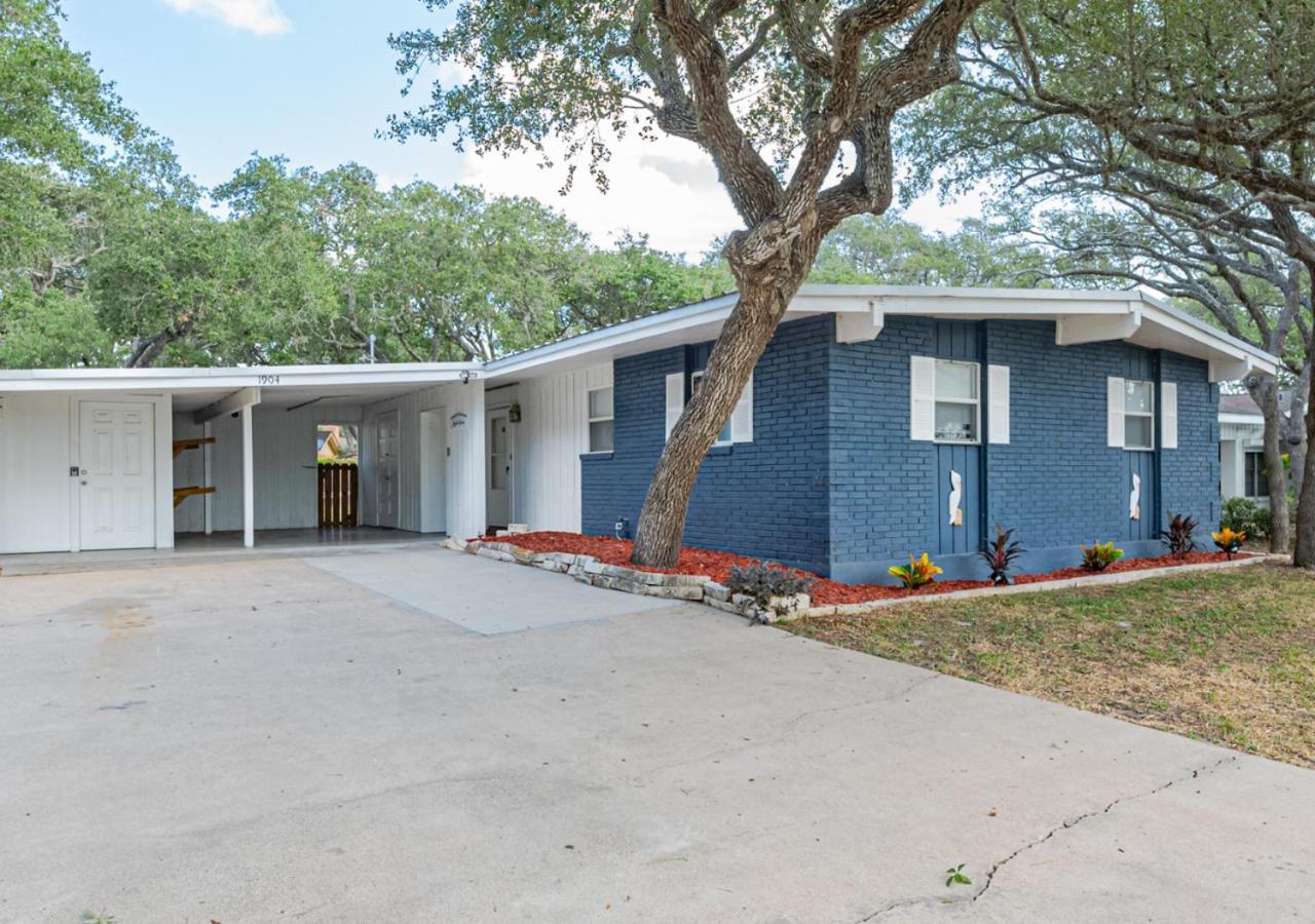 Knot Bay Haven, Dog Friendly, Hot Tub, Fenced Yard, Patio And Grill, 3 Br * Rockport