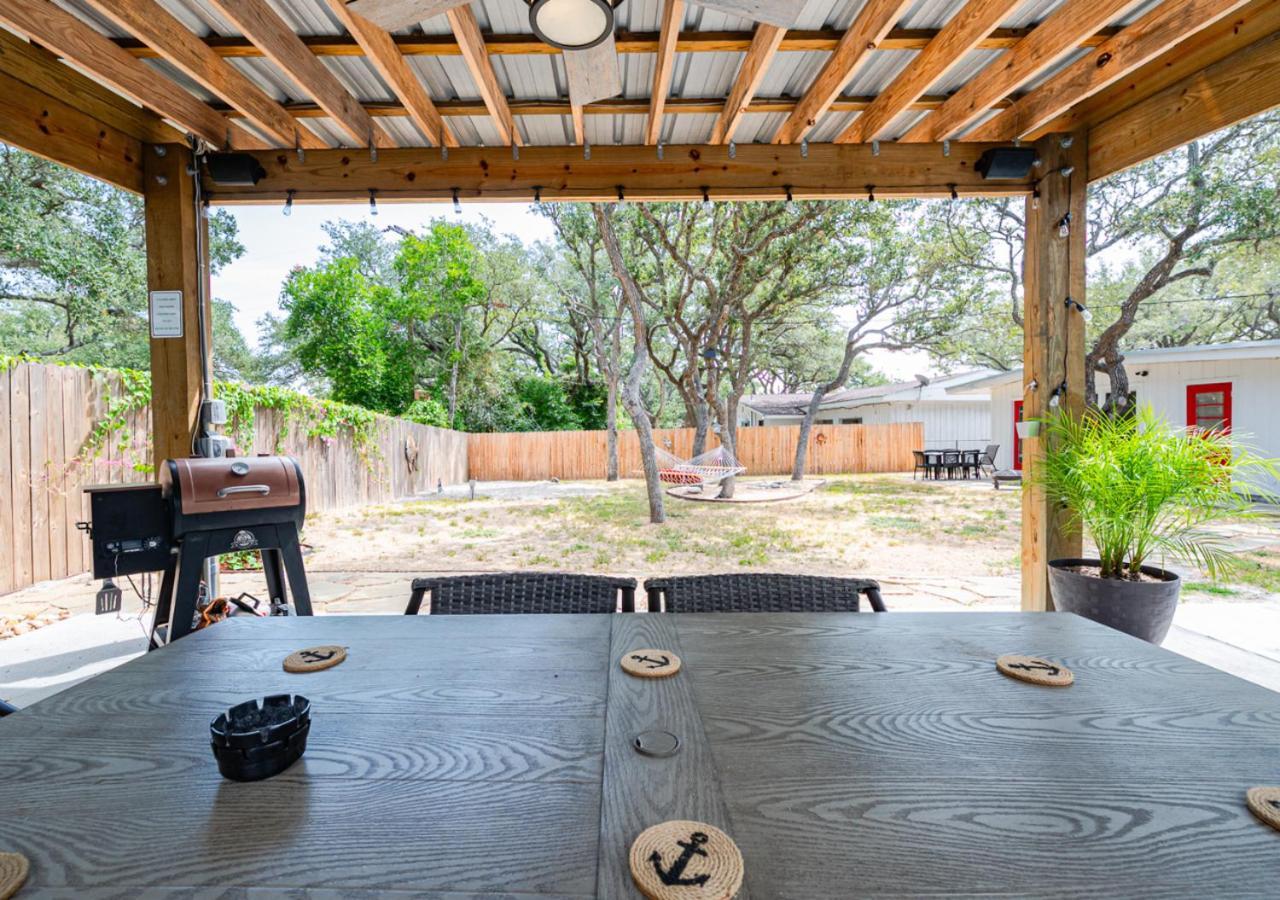 Holiday home Knot Bay Haven, Dog Friendly, Hot Tub, Fenced Yard, Patio And Grill, 3 Br Rockport