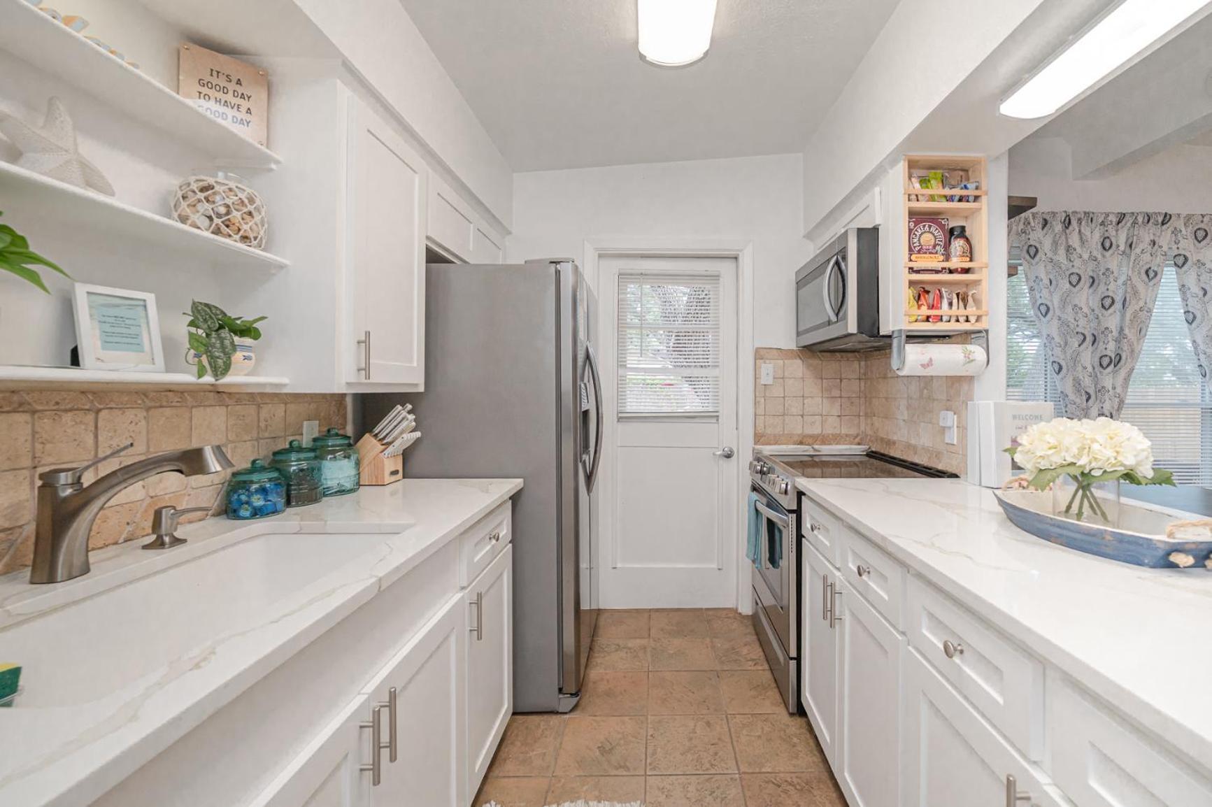 Knot Bay Haven, Dog Friendly, Hot Tub, Fenced Yard, Patio And Grill, 3 Br *